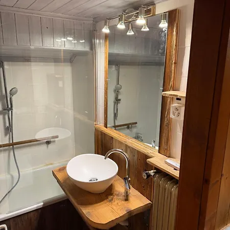 Апартаменты Enzian 4 Zi In Фрутиген